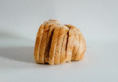 Hoe lang kan ik ingevroren brood bewaren?